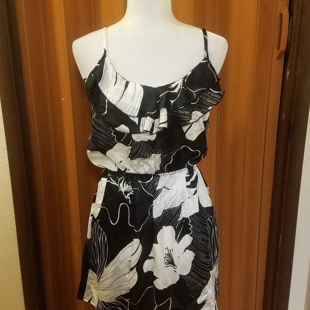 BLUE SKETCH BLACK AND WHITE FLORAL DRESS